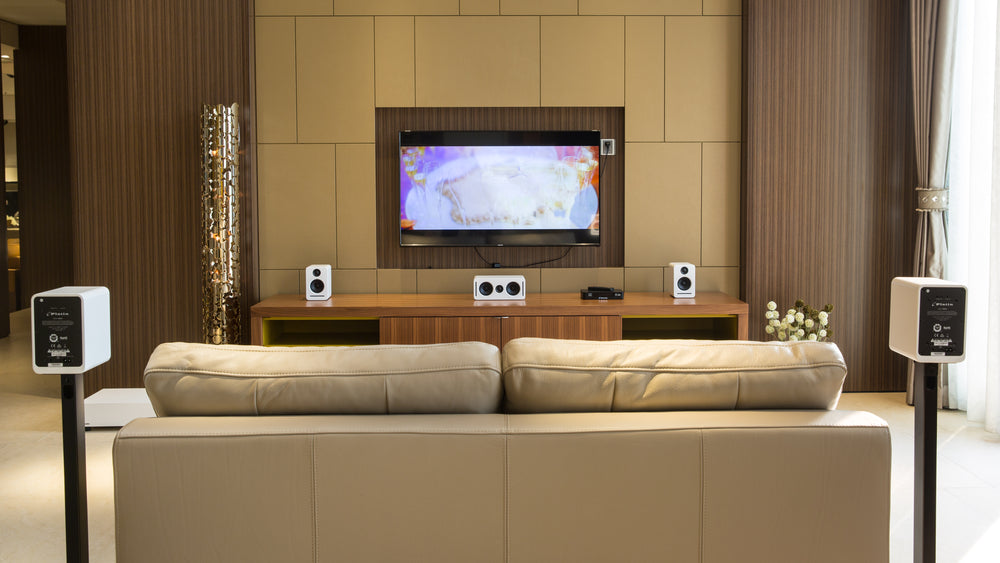 Platin Sistema de cine en casa inalámbrico Monaco 5.1 para televisores  inteligentes - con transmisor WiSA SoundSend incluido - Certificado WiSA 